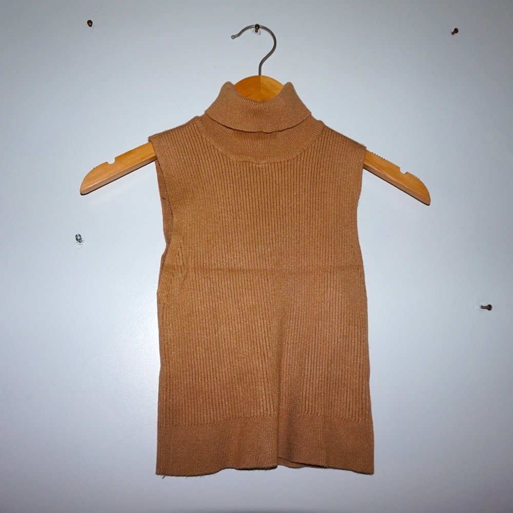 Cowl neck crop top